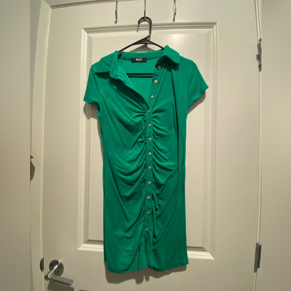 MISS LOLA green short dress